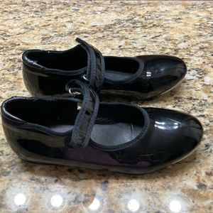 Girls tap shoes